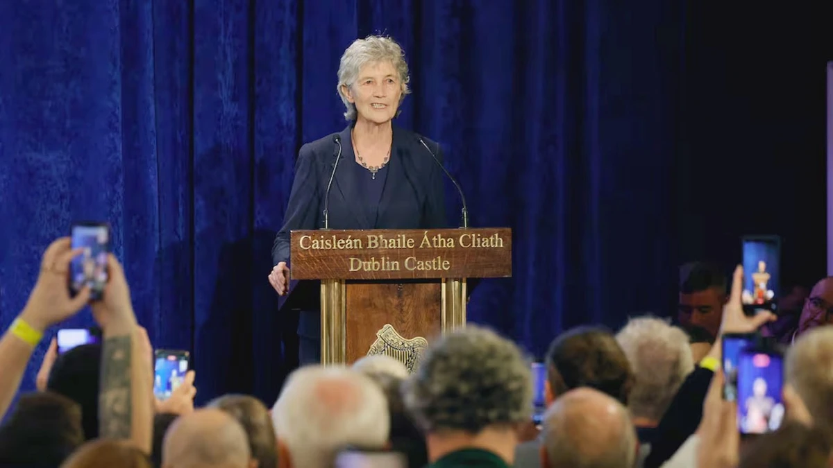 আইরিশ প্রেসিডেন্ট নির্বাচনঃ বামপন্থি কনোলির ভূমিধস জয়