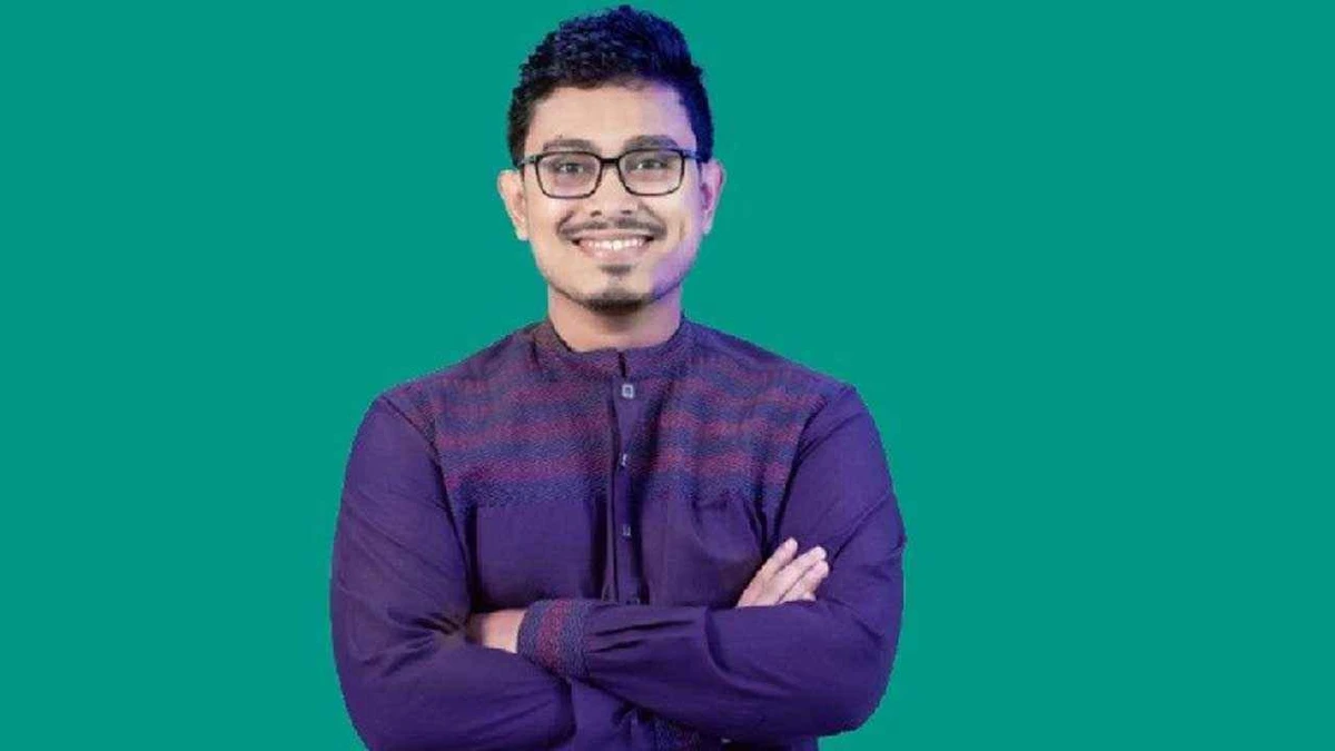 ডাকসুর উদ্যোগে ৬৫ বছর পর সংস্কার হচ্ছে ঢাবির কেন্দ্রীয় মসজিদ