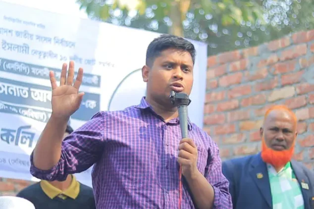 হাসনাত আব্দুল্লাহর ভ্লগিং প্রতিযোগিতা, পুরস্কার থাকছে আইফোন ১৭, ল্যাপটপ ও এন্ড্রয়েড
