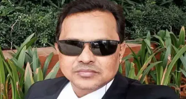 স্ত্রীকে ভিডিও কলে রেখে স্বামীর আত্মহত্যা, সাভারে পুলিশ উদ্ধার করলো ঝুলন্ত মরদেহ