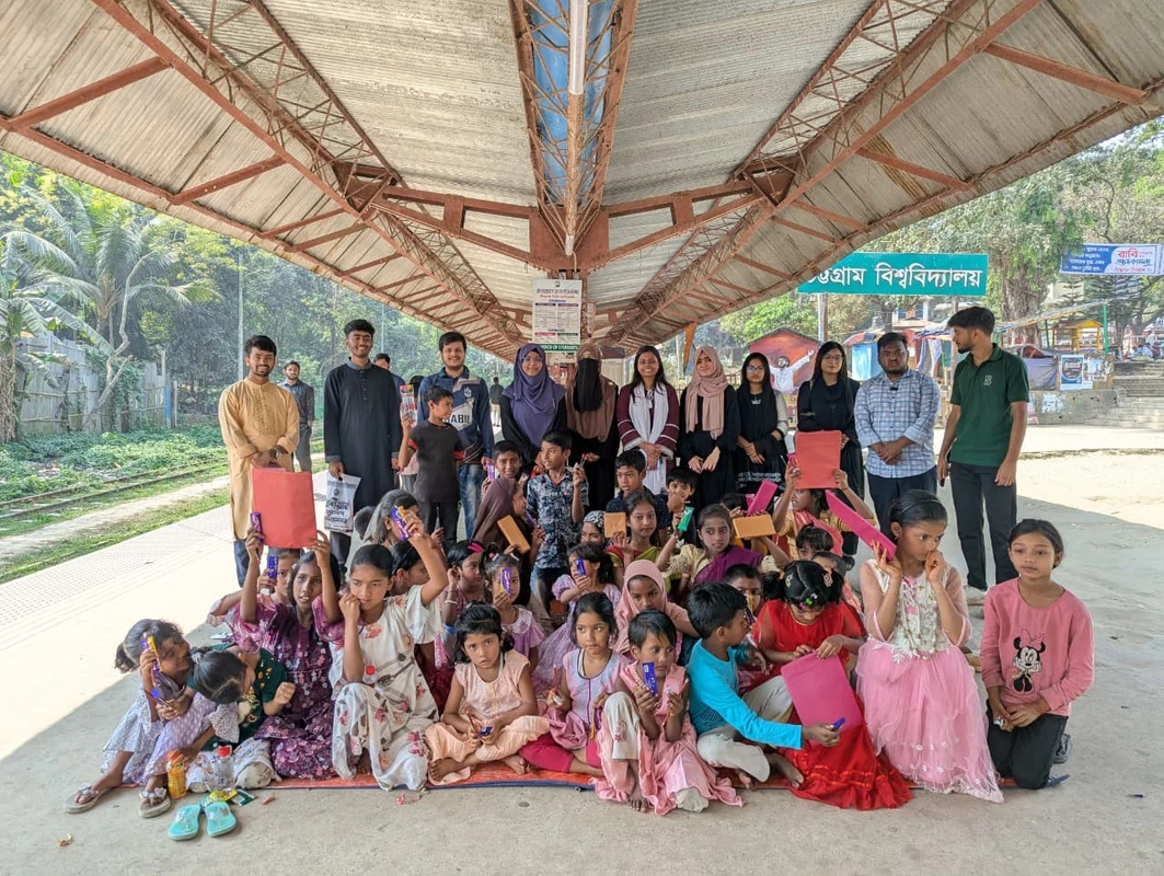 আন্তর্জাতিক মাতৃভাষা দিবসে চবিতে পথশিশুদের নিয়ে ব্যতিক্রমী আয়োজন