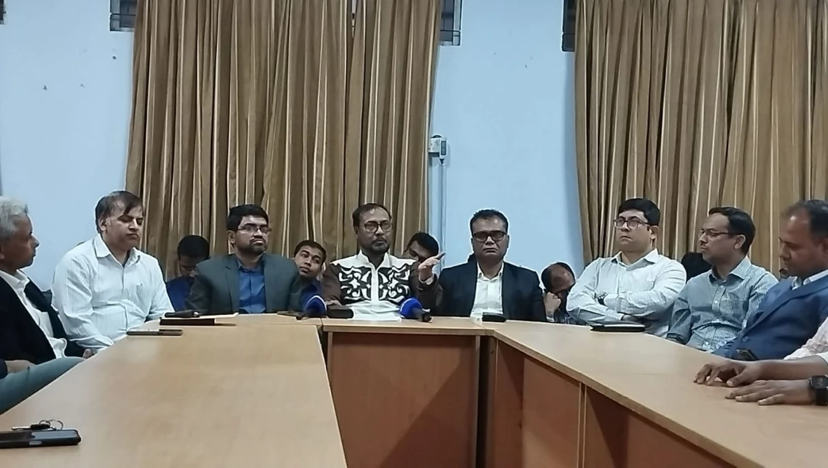 ফ্যাসিবাদী শিক্ষকদের প্রতি জিরো টলারেন্স নীতি- জবি শিক্ষক সমিতি