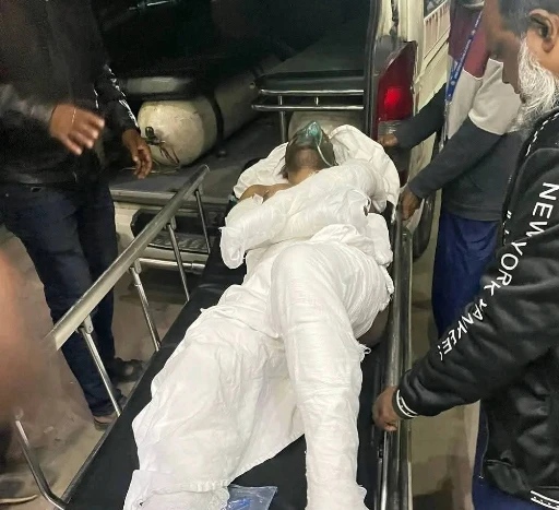 অগ্নিকাণ্ডে দগ্ধ জাবি শিক্ষার্থী রনির অবস্থা আশঙ্কাজনক, লড়ছেন লাইফ সাপোর্টে