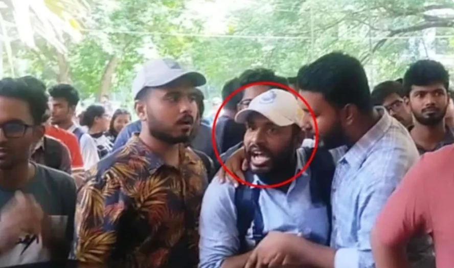 জাবিতে দায়িত্ব পালনকালে সাংবাদিক হেনস্থায়  প্রক্টরের কাছে লিখিত অভিযোগ