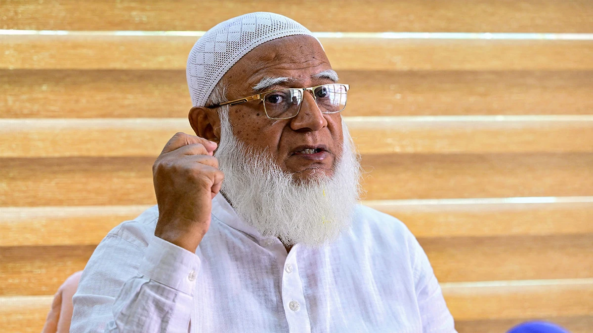 বিজয় এলে মিছিল নয়, সবাই সিজদায় পড়ব: জামায়াত আমির