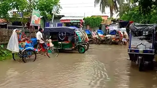 ঝালকাঠিতে জোয়ারের পানিতে ১২ গ্রাম প্লাবিত