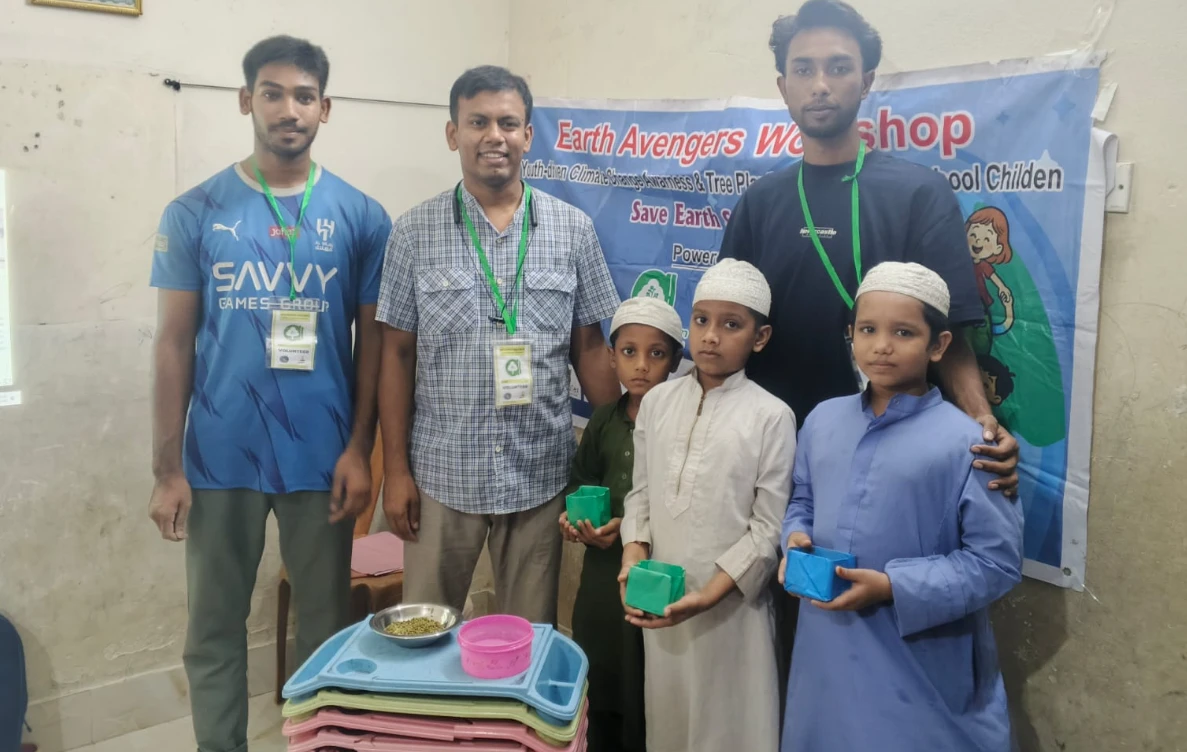 অ্যাকুমেন হ্যাভেন-এর উদ্যোগে মাদ্রাসায় জলবায়ু সচেতনতার কর্মশালা অনুষ্ঠিত