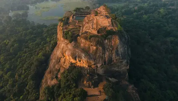 ৪০ দেশের পর্যটকদের জন্য ফ্রি ভিসা সুবিধা দেবে শ্রীলঙ্কা