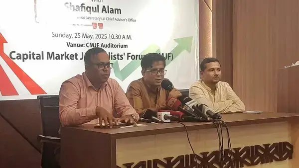 চট্টগ্রাম বন্দর সংস্কার হচ্ছে, কাউকে দেওয়া হচ্ছে না: প্রধান উপদেষ্টার প্রেস সচিব