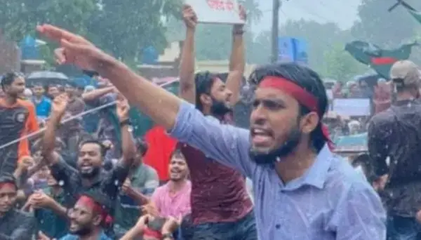 “তোমার মাথার দাম ১০ কোটি” ফোনে আম্মারকে হুমকি