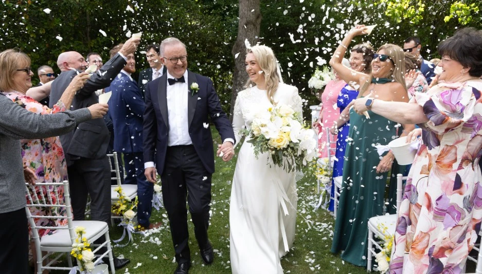 ৬২ বছর বয়সে বিয়ে করলেন অস্ট্রেলিয়ার প্রধানমন্ত্রী