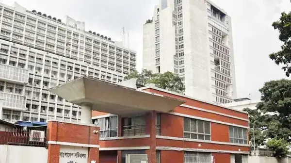 সচিবালয় ছিল আওয়ামী লীগের কার্যালয়, দুষ্কর্মে জড়িত ২৬ সচিবের তালিকা প্রকাশ