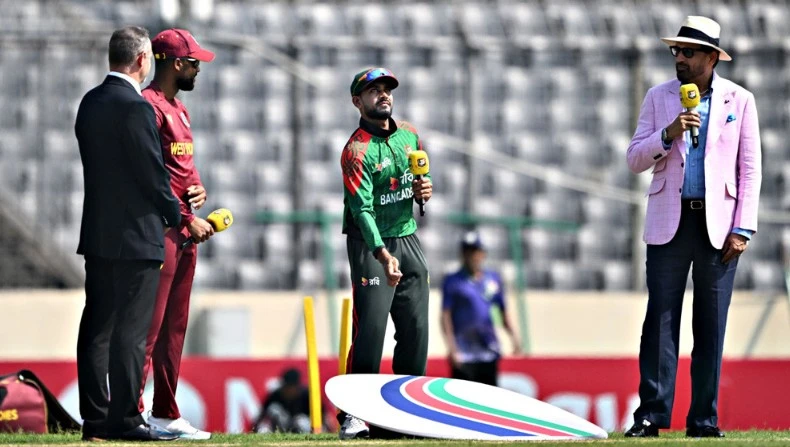 সিরিজ নির্ধারণী ম্যাচে টসে জিতে ব্যাটিংয়ে বাংলাদেশ