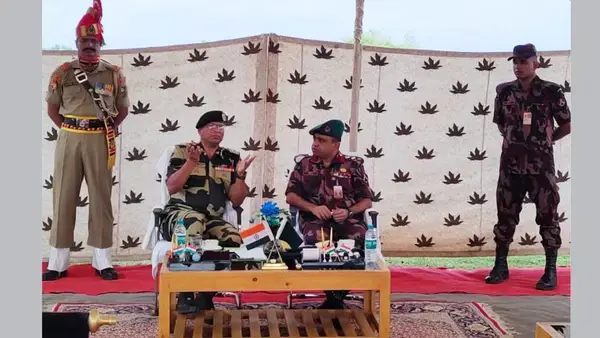 সীমান্তে শান্তি রক্ষায় বিজিবি-বিএসএফ সৌজন্য সাক্ষাৎ