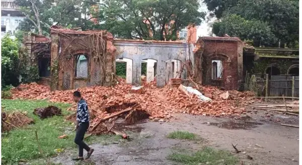 সত্যজিৎ রায়ের পূর্বপুরুষের ঐতিহাসিক বাড়ি ভাঙছে শিশু একাডেমি, ক্ষুব্ধ ইতিহাস সচেতনরা