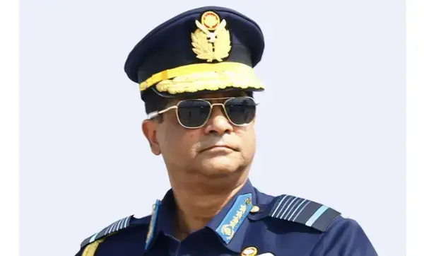 তুরস্ক সফর শেষে দেশে ফিরেছেন বিমান বাহিনী প্রধান হাসান মাহমুদ খান