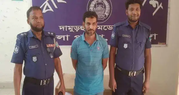বিয়ের প্রতিশ্রুতি দিয়ে ধর্ষণ: কলেজ প্রভাষক গ্রেপ্তার
