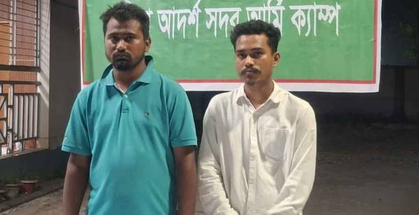 কুমিল্লায় ছাত্রদের ওপর গুলিবর্ষণকারী ২ যুবক গ্রেপ্তার