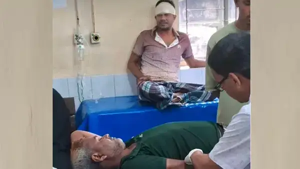 ফেনীতে চাঁদা না পেয়ে দুই ব্যবসায়ীকে কুপিয়ে জখম, অভিযুক্ত শ্রমিকদল নেতা