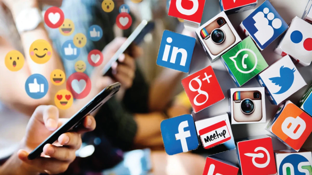 ডিজিটাল যুগে সোশ্যাল মিডিয়ার প্রভাব;মানসিক স্বাস্থ্যের জন্য সতর্কবার্তা!