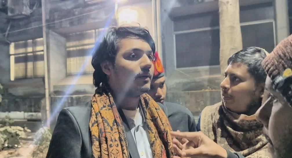 চেকপোস্টে ফাঁকি দিয়ে জবি ক্যাম্পাসে বহিরাগতদের প্রবেশ