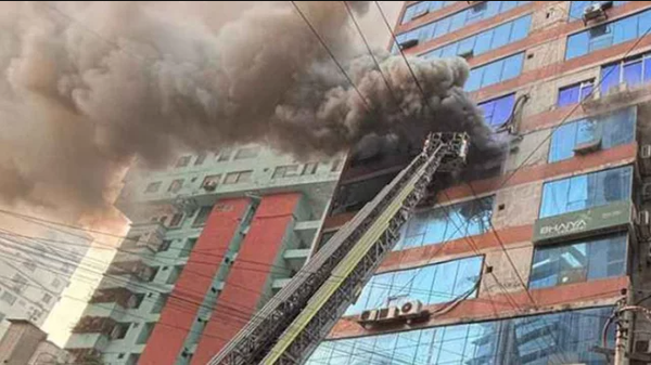 জামান টাওয়ারের আগুন নিয়ন্ত্রণে