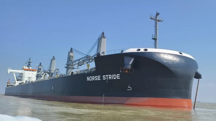 জিটুজি চুক্তিতে দেশে প্রথমবারের মতো এলো যুক্তরাষ্ট্রের গমের জাহাজ