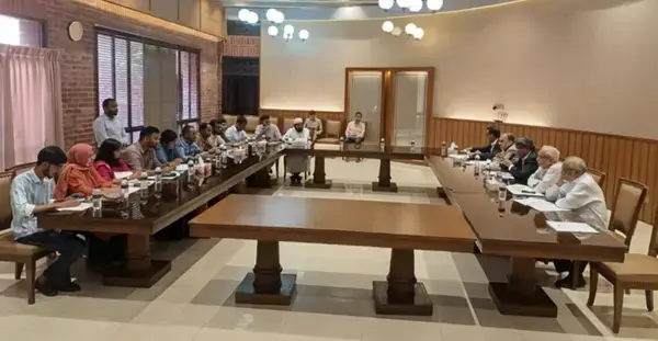 ১৩ সদস্যের জুলাইযোদ্ধাদের সঙ্গে ঐকমত্য কমিশনের বৈঠক অনুষ্ঠিত