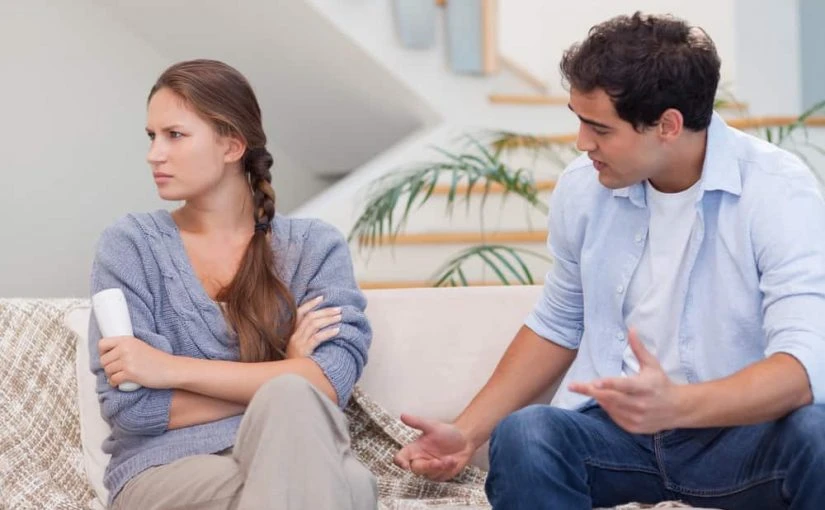 কেন নারীর অনুভূতি বদলায়? স্বামীর প্রতি আগ্রহ হারানোর মূল কারণগুলো!