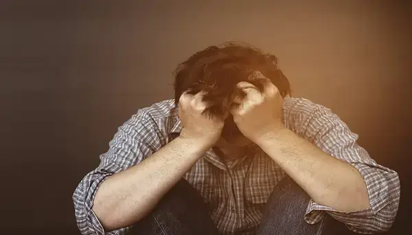 কিভাবে কাজের চাপ পুরুষদের মানসিক ও শারীরিক স্বাস্থ্যকে প্রভাবিত করছে!!