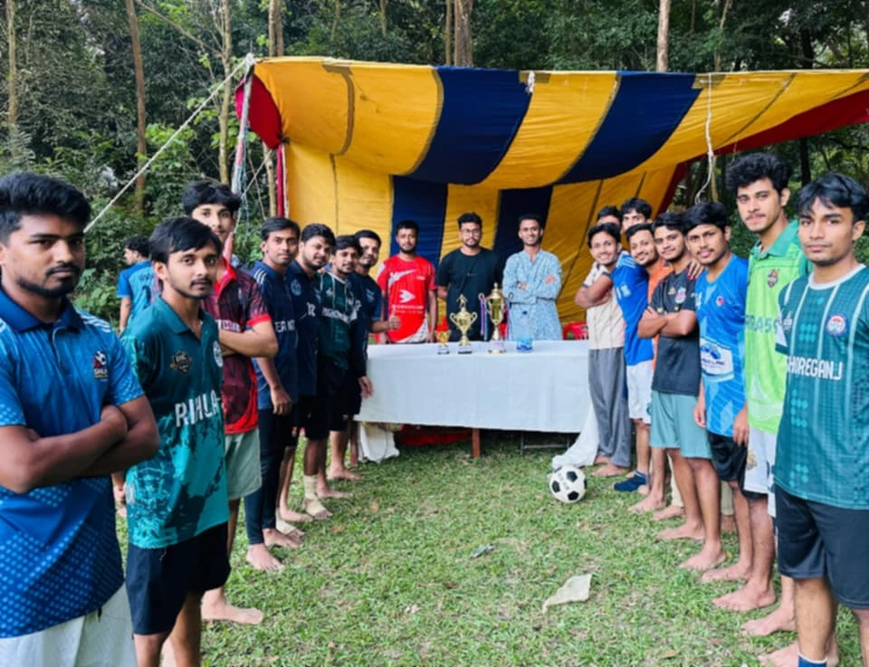 চবিতে তারেক রহমানের জন্মবার্ষিকী উপলক্ষে এ.এফ. রহমান হলে প্রীতি ফুটবল ম্যাচ অনুষ্ঠিত