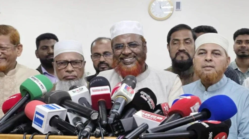 ইসলামী ব্যাংকের সঙ্গে জামায়াতের কোনো সম্পর্ক নেই: মিয়া গোলাম পরওয়ার