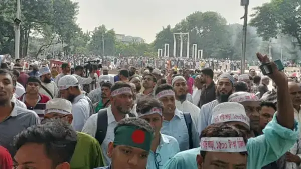 আন্দোলনরত শিক্ষকদের দাবীর সাথে নীতিগতভাবে একমত বিএনপি