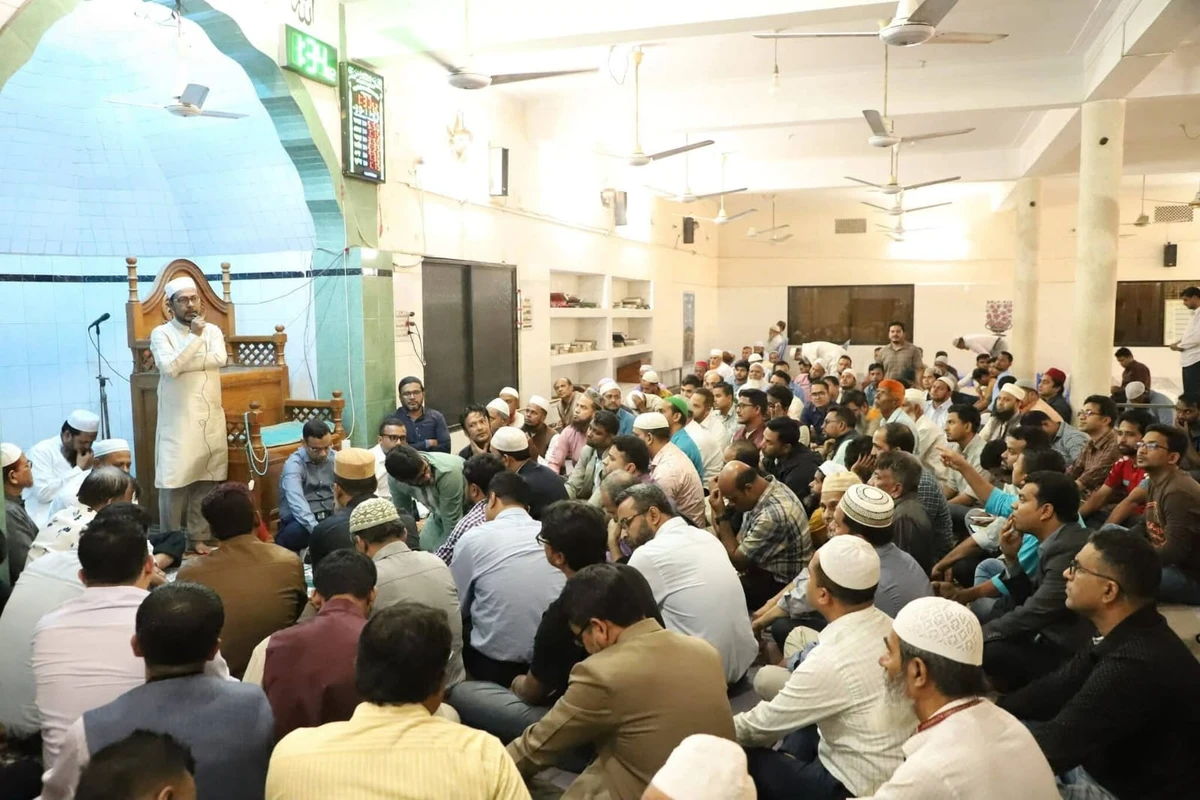 জবিতে বেগম খালেদা জিয়ার সুস্থতা কামনায় দু’আ মাহফিল