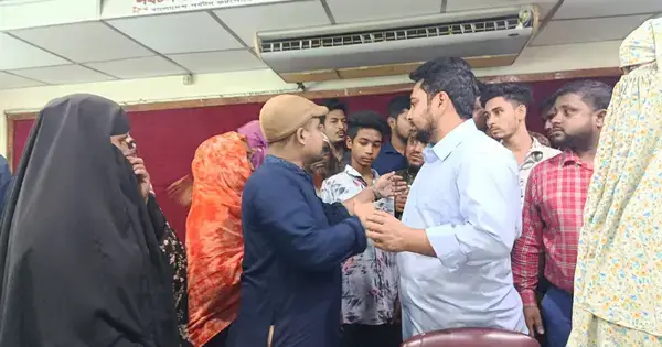 নাহিদ ইসলাম: শহীদদের স্বপ্ন বাস্তবায়নে এখনও সংগ্রামের প্রয়োজন
