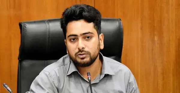 শাপলা এবং শাপলাই হবে এনসিপির মার্কা : নাহিদ ইসলাম