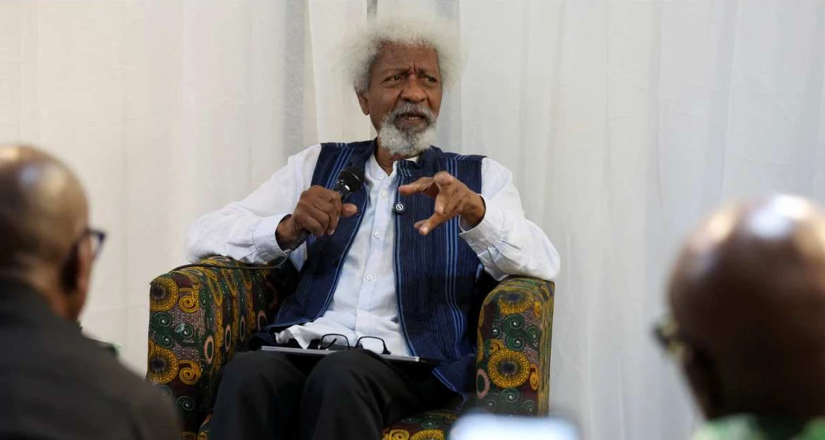 ট্রাম্প প্রশাসনে নাইজেরীয় নোবেলজয়ী সোয়িংকার মার্কিন ভিসা বাতিল