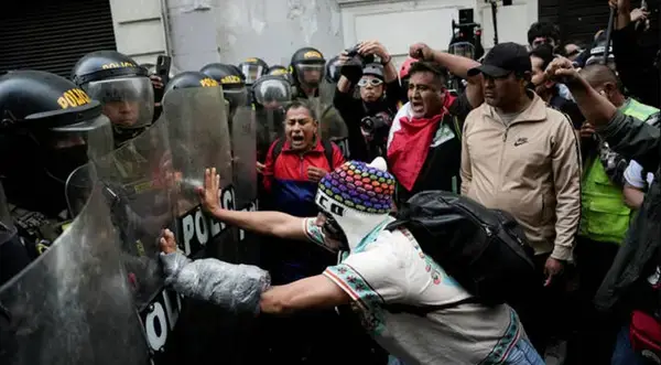 জেন-জি’ যুব সংগঠনের নেতৃত্বে পেরুতে সরকারবিরোধী বিক্ষোভ