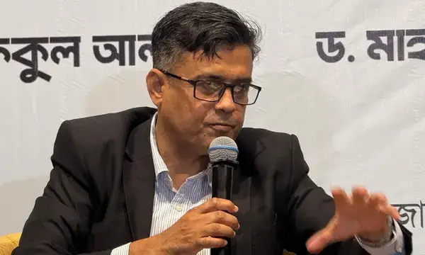 ব্যবসাপ্রতিষ্ঠানে ভাঙচুর-লুটপাটের ঘটনায় ৭২ জন গ্রেপ্তার : প্রেস সচিব