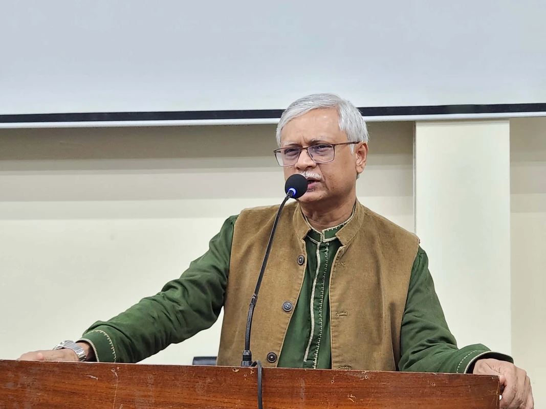 মুক্তিযুদ্ধের সঠিক ইতিহাস নির্মাণে ব্যর্থতা রাষ্ট্রের জন্য শুভ নয়: রাবি উপাচার্য