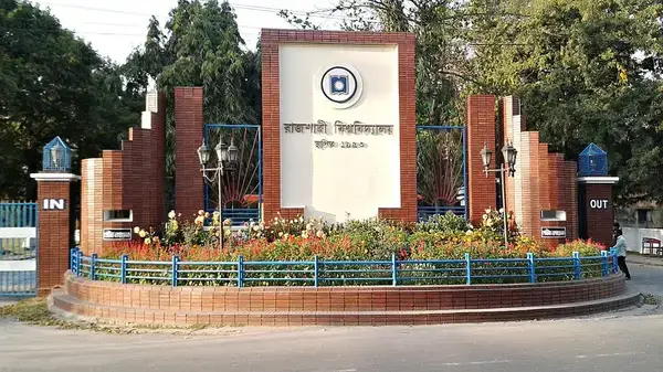রাকসুতে ১১ প্যানেলের লড়াই : শিবির–ছাত্রদলসহ আলোচনায় ৬টি প্যানেল