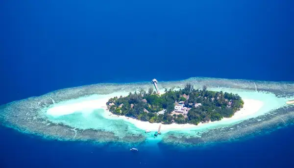 রেড এলার্ট! সমুদ্রপৃষ্ঠের উচ্চতা বৃদ্ধি, ডুবে যাওয়ার ঝুঁকিতে দ্বীপ রাষ্ট্রগুলো