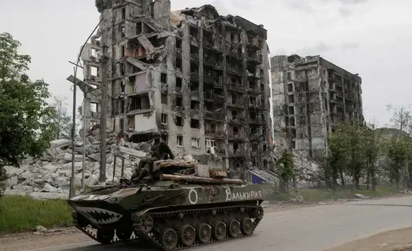 কুপিয়ানস্ক দখলের পথে রাশিয়া, 'মেগা অস্ত্রচুক্তি'র ইঙ্গিত দিলেন জেলেনস্কি