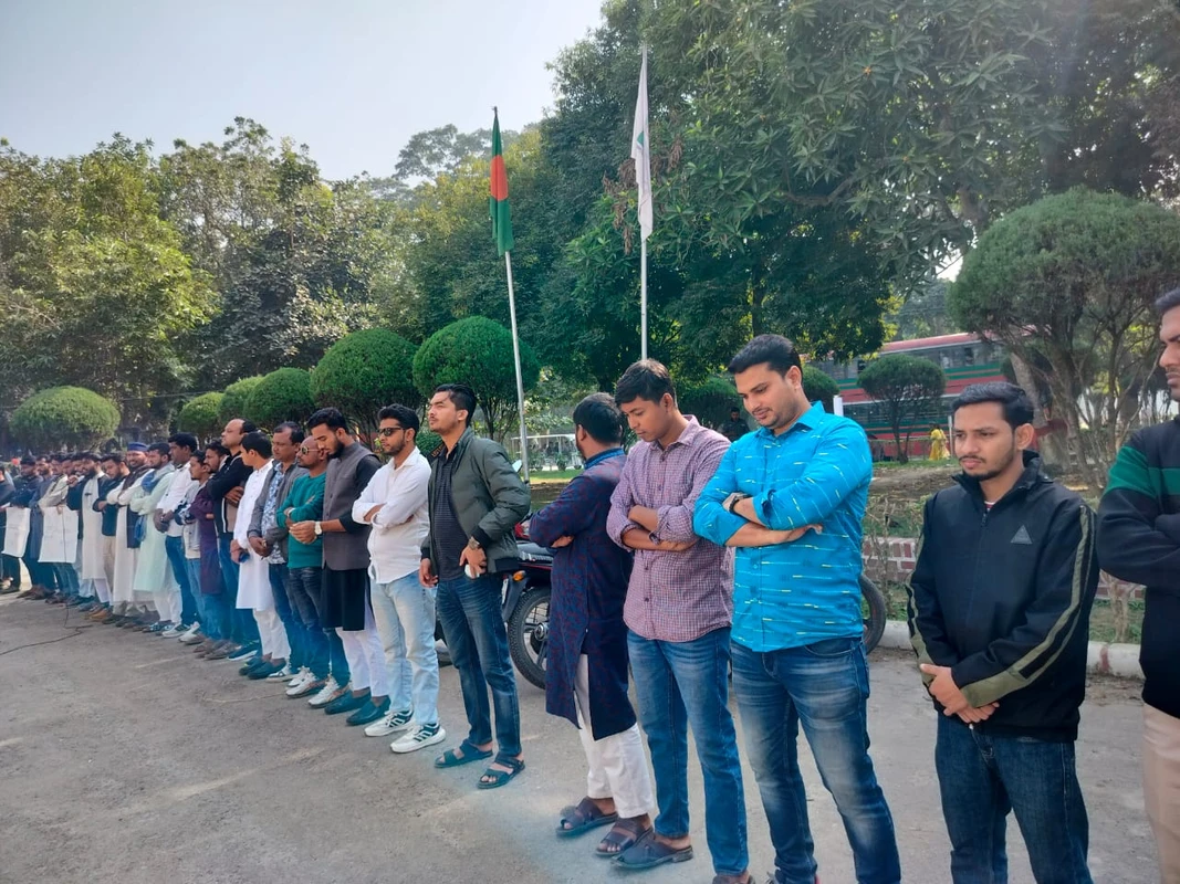 ১৪৫ দিনেও বিচার অধরা: সাজিদের খুনিদের গ্রেপ্তারের দাবিতে ইবিতে মানববন্ধন