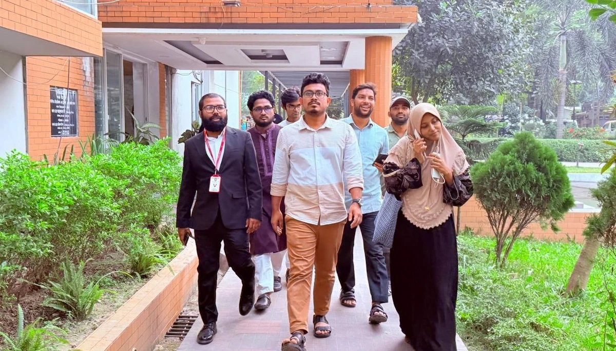 ১২ ফেসবুক পেজ ও আইডির বিরুদ্ধে মামলা করলেন সাদিক কায়েম