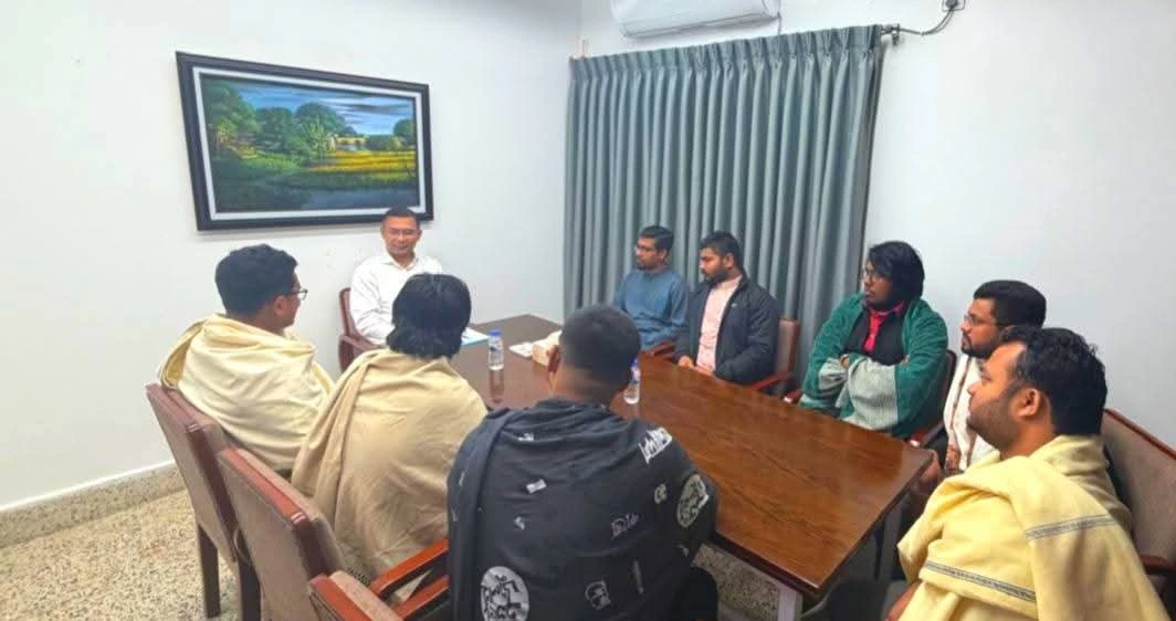 তারেক রহমানের সঙ্গে ডাকসু নেতাদের সাক্ষাৎ