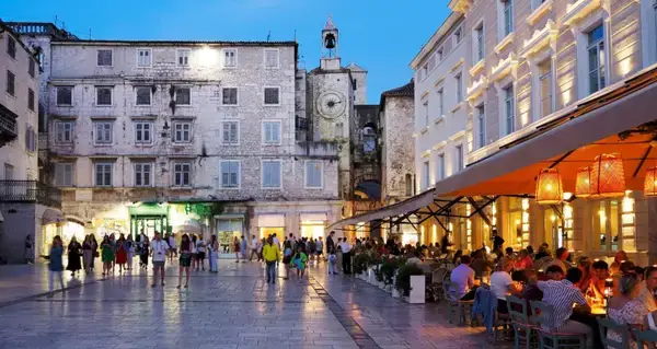 শ্রম সংকটে ভরসা দিল ক্রোয়েশিয়া এক লাখের বেশি বিদেশি শ্রমিকের ওয়ার্ক পারমিট