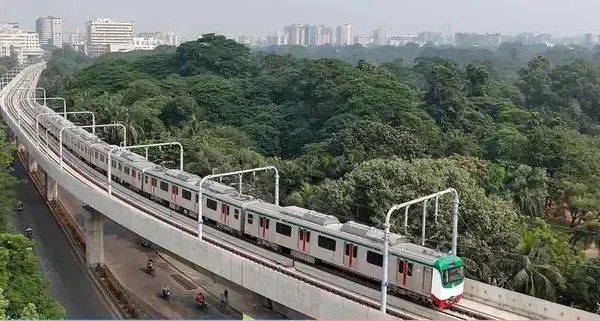 মেট্রোরেলের নতুন সূচি, রাত ১০টার পরও চলবে মেট্রোরেল