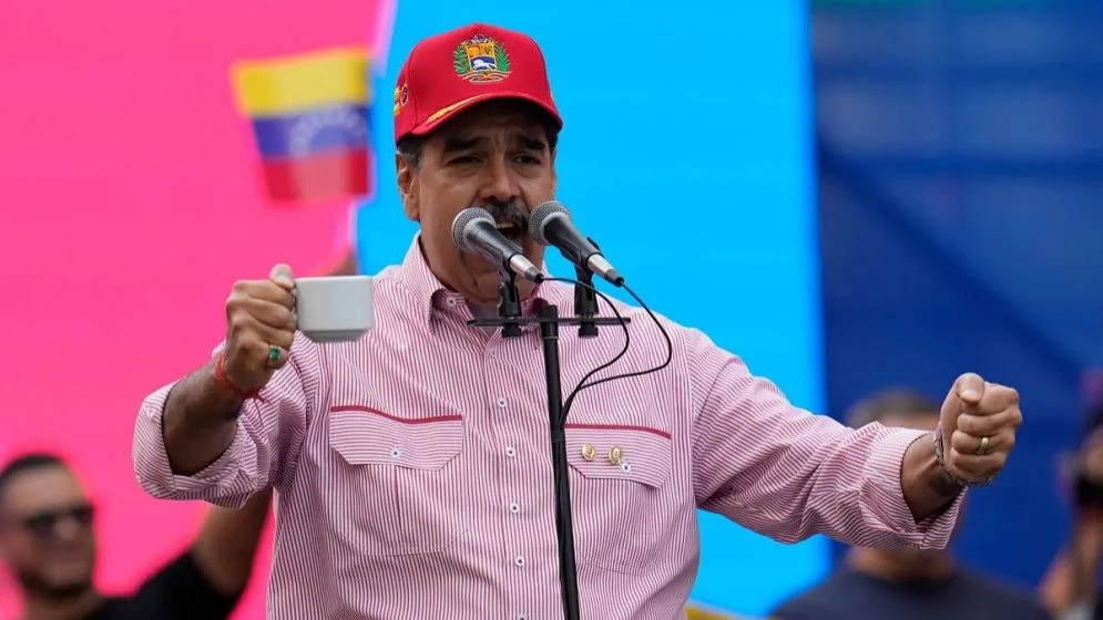 ট্রাম্পের ‘ক্ষমতা ছাড়ার শান্তি প্রস্তাব’ প্রত্যাখ্যান করলেন মাদুরো