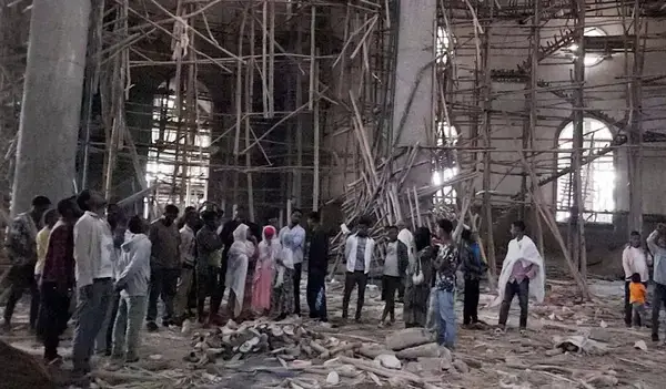 ইথিওপিয়ায় গির্জায় মঞ্চ ধসে ৩৬ তীর্থযাত্রী নিহত
